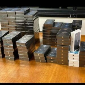 Buy iPhone liquidation pallets