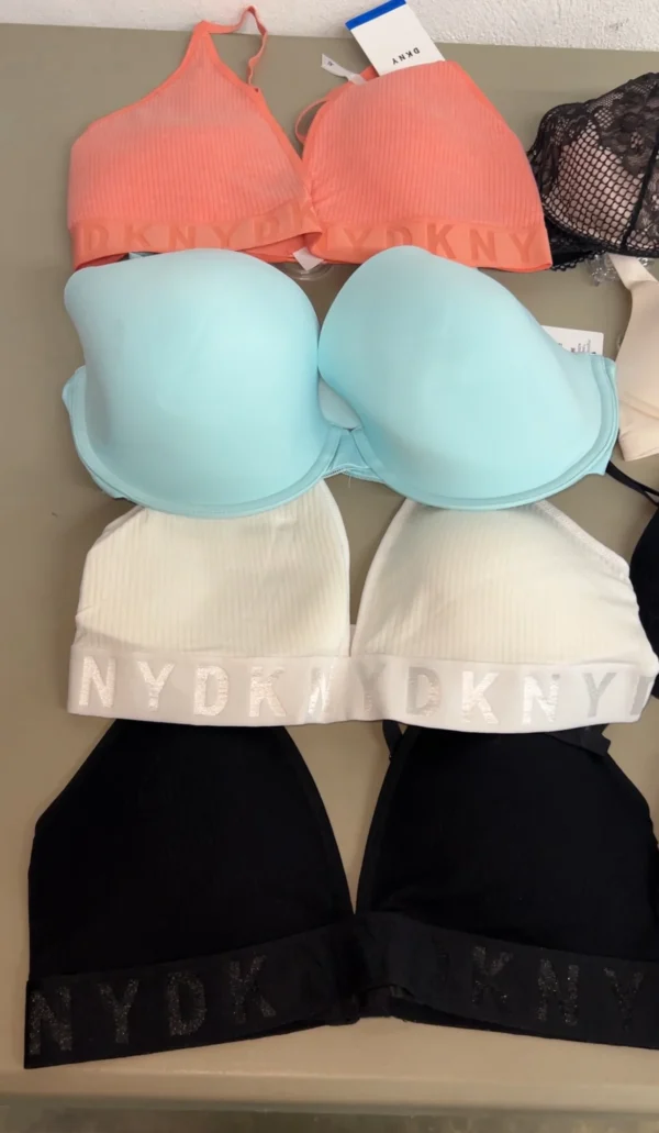 Mixed Bras (250 Pieces)